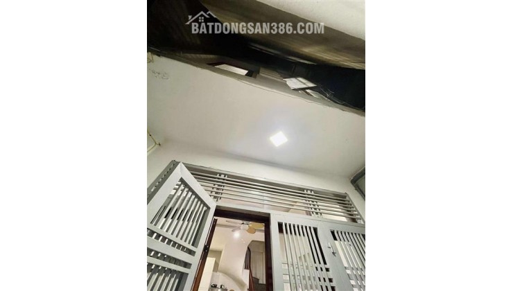 SIÊU PHẨM NGHĨA ĐÔ- NGÕ BA GÁC ĐUA - 1 NGOẶT ĐẾN NHÀ - HX KĐT NAM CƯỜNG - Ở HOẶC CHO THUÊ ĐỀU CHẤT