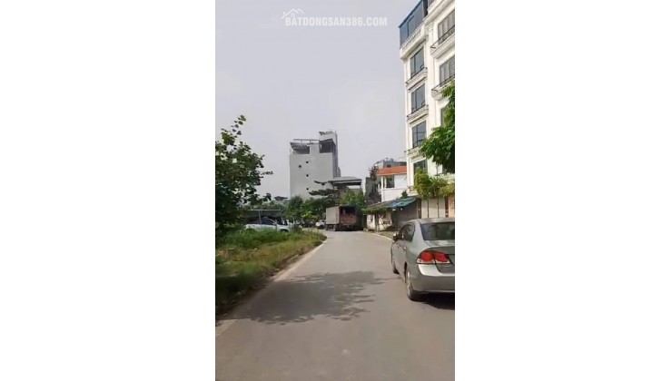 IÊU PHẨM PHÂN LÔ NGÕ 3 PHƯƠNG CANH – Ô TÔ TRÁNH – 7 TẦNG THANG MÁY – KINH DOANH / VĂN PHÒNG CỰC ĐẸP – 3 BƯỚC TỚI TRƯỜNG FPT