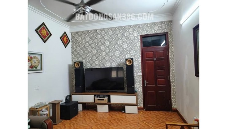 NHÀ DÂN XÂY, MẶT PHỐ KINH DOANH SẦM UẤT, DÒNG TIỀN TỐT, GIÁ TỐT
