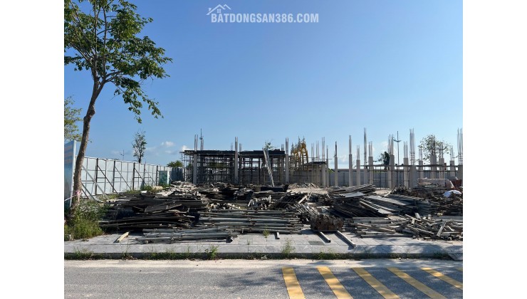 Cần bán LK13 khu đô thị Phương Đông Vân Đồn view biển nhỉnh 4,5 tỷ