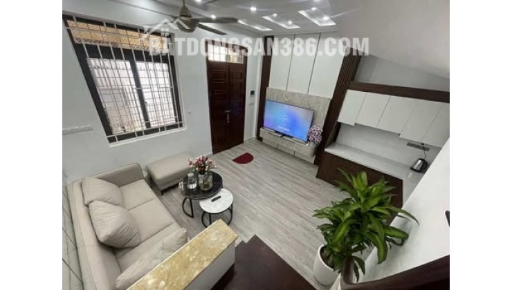NHÀ ĐẸP ĐÓN TẾT- SÁT PHỐ- NGÕ RỘNG, THÔNG TỨ TUNG- HÀNG XÓM STAR LAKE HƯỞNG TRỌN TIỆN ÍCH KĐT HIỆN ĐẠI- Ở SƯỚNG!!!
