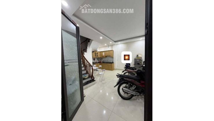 GIA ĐÌNH CẦN BÁN NHÀ XUÂN PHƯƠNG 5 TẦNG - VÌ CHUYỂN CÔNG TÁC, GIÁ 5,7 TỶ