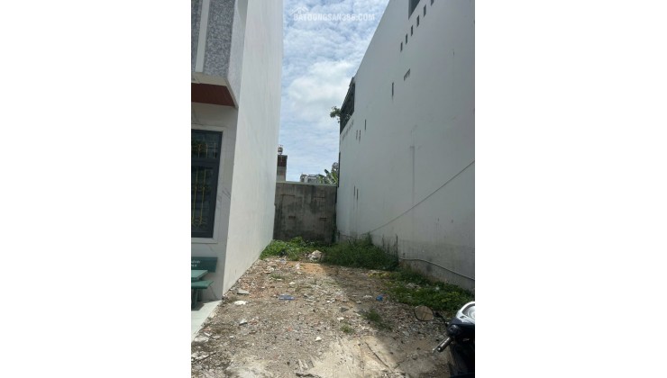 - BÁN Đất Thổ Cư, mặt tiền đường Thạnh Xuân 24,phường Thạnh Xuân Q12,dt:85m2 (4.2mx20m),5.9 tỷ. -