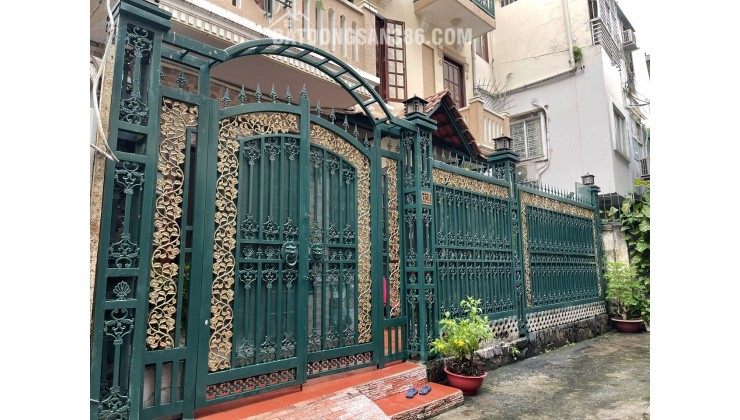 Bán CHDV/khách sạn hẻm xe hơi Trần Quang Khải, Q.1 - ngang hiếm 9.6m, giá: 18.6 tỷ - dòng tiền sẵn