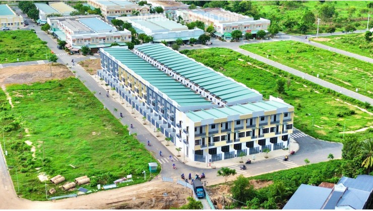 Nhà phố thương mại – trung tâm sầm uất KCN Phước Đông