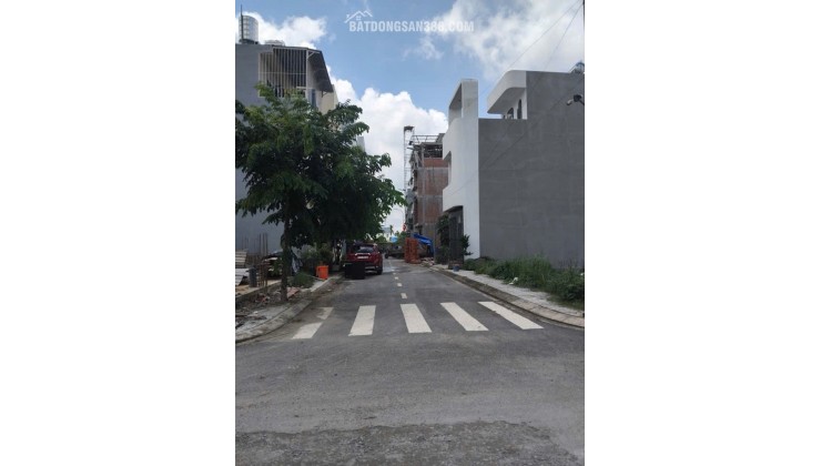 Cơ hội vàng! Bán đất thổ cư Nguyễn Thị Nhuần, Q.12: 100m2 (5x21.5m), sổ đỏ trao tay, giá chỉ 6.0 tỷ - An cư lạc nghiệp ngay!