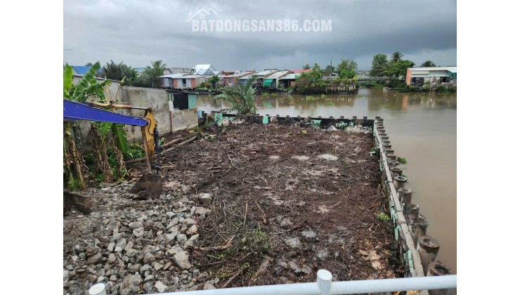 ĐẤT ĐẸP - GIÁ TỐT - Bán GẤP Lô Đất Tiềm Năng Tại Ấp 5, Xã Lương Bình, Huyện Bến Lức, Long An