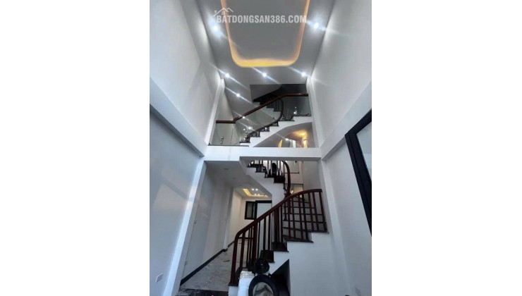 Bán nhà Hà Đông 42m2 x 5 tầng, MT 4.8M, giá 7.2 tỷ - NHÀ ĐẸP - THOÁNG - LÔ GÓC