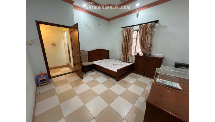 Bán gấp giá tốt! Nhà HXH Nguyễn Cảnh Chân Q1, DT: 98m², Sổ riêng, Xây CHDV hoặc ở ngay, Giá 19,5 tỷ