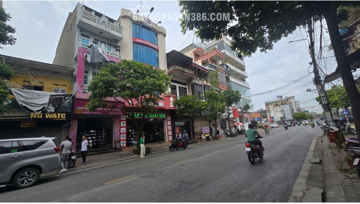 Bán nhà 99 Phạm Ngũ Lão, phường Lê Thanh Nghị, Hải Dương (nay là Hải Phòng). 135m2, MT 4.65m, 2 tầng, miễn TG
