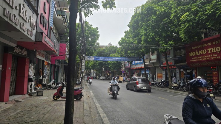 Bán nhà 99 Phạm Ngũ Lão, phường Lê Thanh Nghị, Hải Dương (nay là Hải Phòng). 135m2, MT 4.65m, 2 tầng, miễn TG