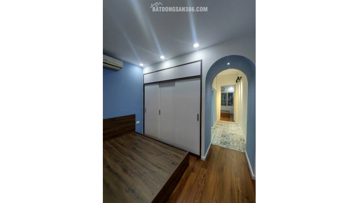 Tầng 2 Huỳnh Thúc Kháng 65m 2PN Đẹp long lanh, Thoáng trước sau, 4.5 tỷ