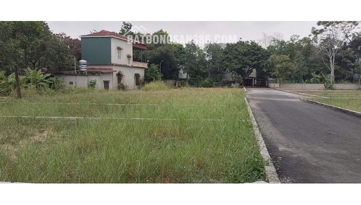 :  BÁN LÔ ĐẤT CỰC ĐẸP – VUÔNG VẮN,   Vị trí: .Đồng Trạng, Đoài Phương ( Cổ Đông), hàng hiếm còn lại trong khu biệt thự