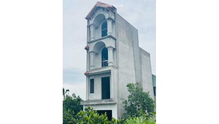 CHỦ GỬI BÁN GẤP – VILLA 4 TẦNG MÁI THÁI CÓ GARA OTO TẠI HỒNG AN, HẢI PHÒNG – GIÁ CỰC TỐT
