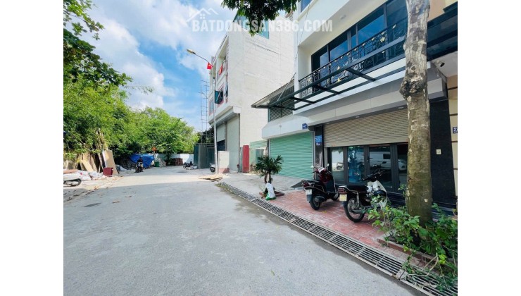 Nhà 6 tầng thang máy 80m2 phân lô vỉa hè ô tô tránh khu tái định cư Tu Hoàng!