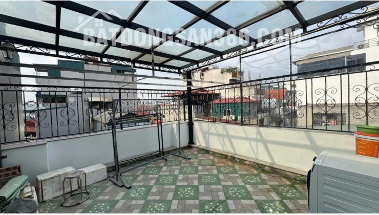 Lô góc 6 tầng thang máy phố Phú Đô sầm uất, mặt đường kinh doanh, giáp đại lộ Thăng Long!
