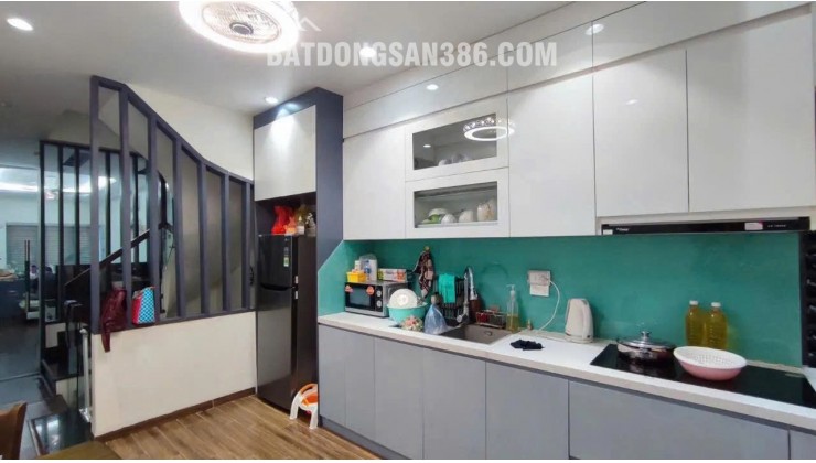 BÁN NHÀ NGÔ QUYỀN - HÀ ĐÔNG DT 40M2 x 4 tầng, MT 3.2M, giá 10.85 tỷ - Ngõ ô tô