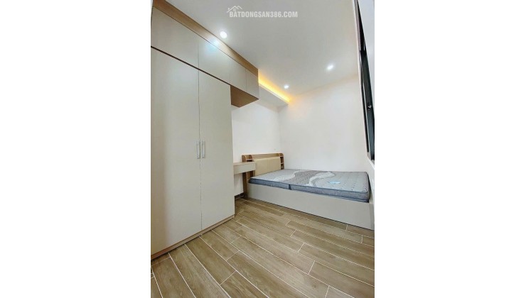 Tòa CCMN Hai Bà Trưng Dòng Tiền 840tr/Năm – Bán Gấp 16.5 Tỷ
