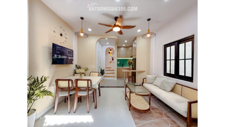 VBÁN NHÀ QUẬN 3 - LÊ VĂN SỸ- CĂN GÓC HẺM THÔNG - NGANG 4M FULL NỘI THẤT: nhỉnh 4 Tỷ. VŨ 0933910039