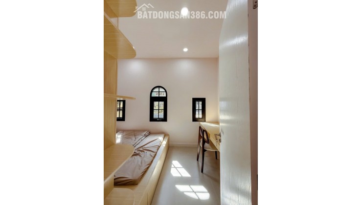 VBÁN NHÀ QUẬN 3 - LÊ VĂN SỸ- CĂN GÓC HẺM THÔNG - NGANG 4M FULL NỘI THẤT: nhỉnh 4 Tỷ. VŨ 0933910039