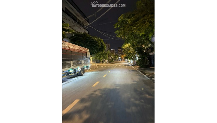 Cho thuê NNC MT nhánh Tùng Thiện Vương P11Q8. Giá 12 triệu