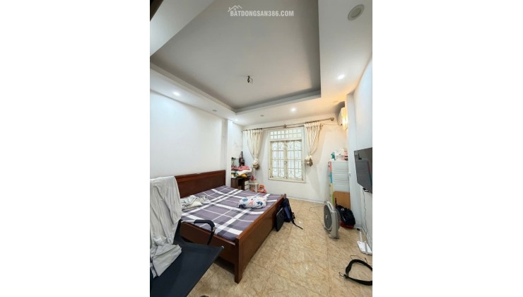BA ĐÌNH - DÂN XÂY CHẮC CHẮN-10M RA PHỐ-MẶT TIỀN RỘNG - DÂN TRÍ CAO- Đội Cấn 75m, 4T, mt 6.2m 18.8 tỷ