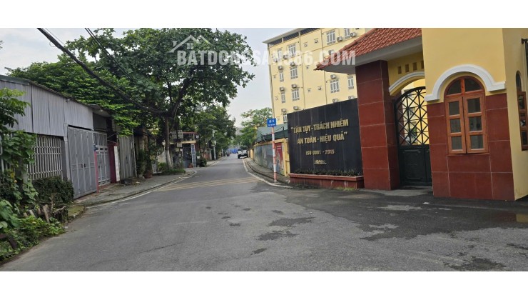 Bán đất phố Tư Đình, phường Long Biên, thành phố Hà Nội, 229m2, đường ô tô tránh, miễn TG