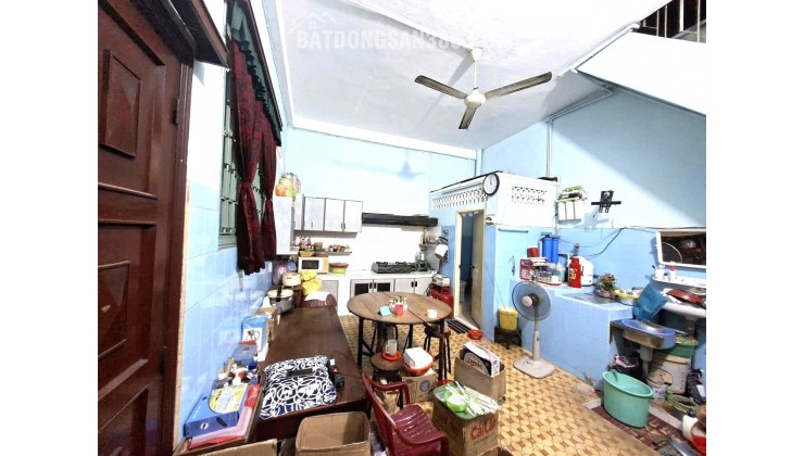NHÀ MẶT TIỀN CHỢ TÔ HIẾN THÀNH QUẬN 10 - 4.6 x 16.5 - chủ 1 đời- 3 Tầng 4 Phòng: 14 Tỷ. 0777826387
