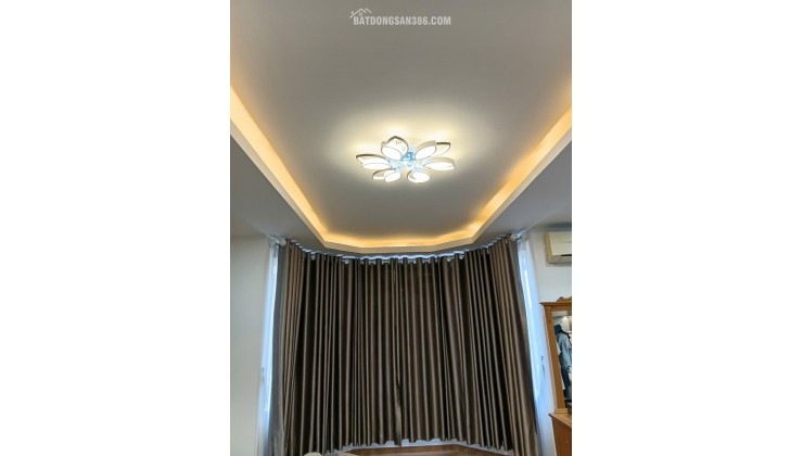 Bán nhà biệt thự khu nam long, Trần Trọng Cung, Q7, 3 lầu, giá tốt