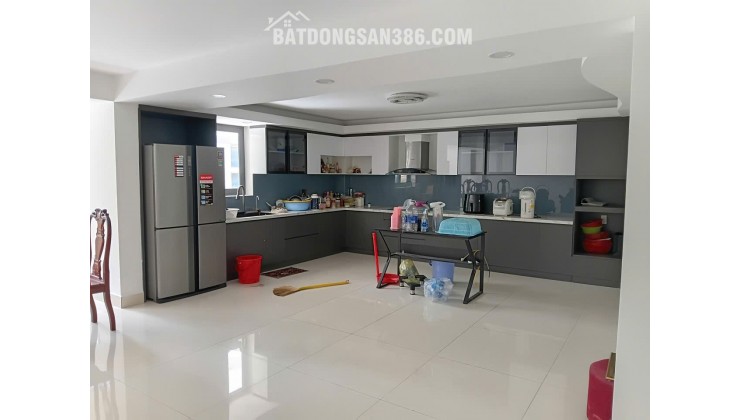 Bán nhà biệt thự khu nam long, Trần Trọng Cung, Q7, 3 lầu, giá tốt