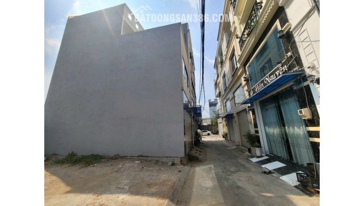 BÁN ĐẤT XE HƠI ĐỖ CỬA - HUỲNH TẤN PHÁT - QUẬN 7. NGANG CHUẨN 5 M - CHỈ 5.8 tỷ