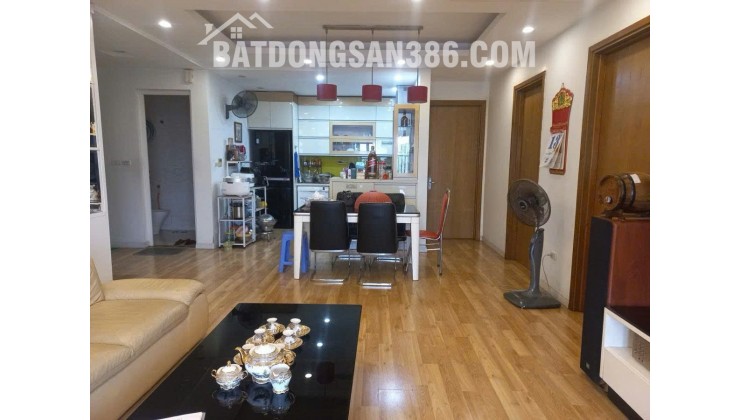 N07 Thành Thái 148m, 4PN 3WC, Nội thất đẹp, gần công viên Cầu Giấy, 13.5 tỷ