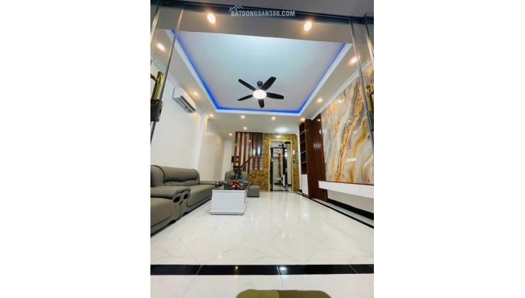 Chính Chủ Bán Nhà Cầu Giấy 38m2 6 Tầng Thang Máy Xây Mới Ô Tô Đỗ Cổng Hơn 10 Tỷ