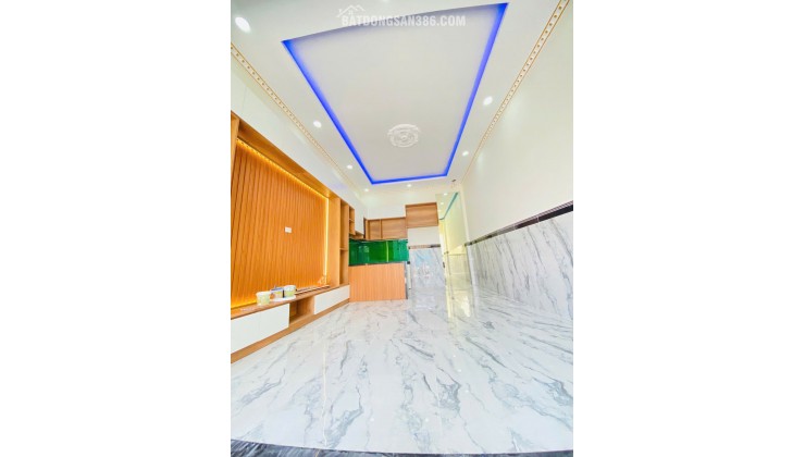 Bán nhà mặt phố Thới Tam Thôn 14, Hóc Môn, 4x15m, 60m2, SH, 4.3 tỷ
