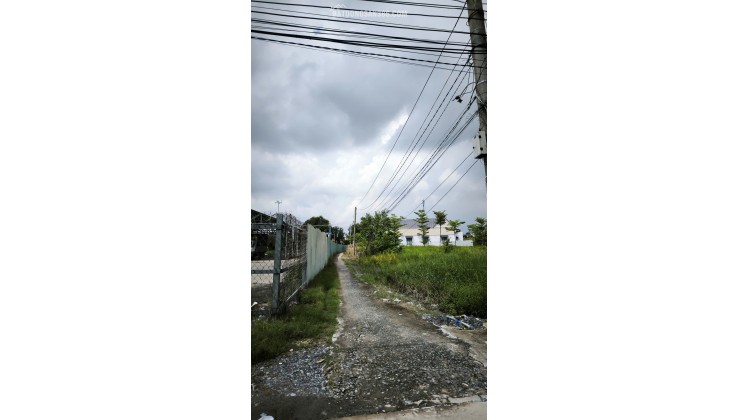 Đất đẹp 160m2 trung tâm thị trấn Bến Lức, Long An – khu dân cư đông đúc