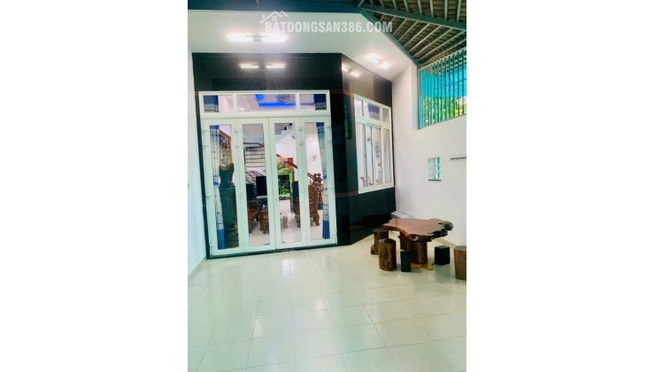 Bán nhà lô góc 4 tầng – ngang 5m, xe hơi vào tận nhà, gần công viên Làng Hoa, Gò Vấp – full nội thất cao cấp, chỉ 7 tỷ++