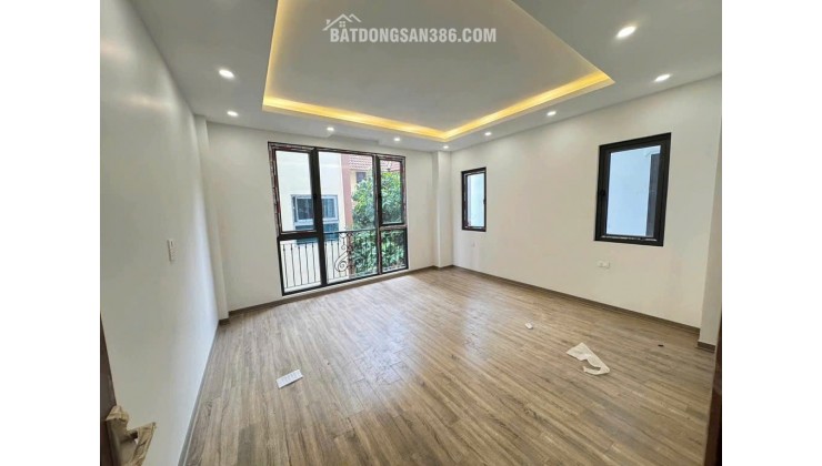 Bán nhà 5 tầng đẹp lô góc gần mặt phố Hồ Tùng Mậu, Bắc Từ Liêm 33m2 giá 8.3 tỷ