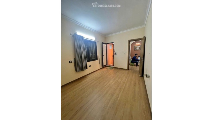 Tập thể Mai Dịch - Cầu Giấy 80m2 siêu thoáng 4.85 tỷ