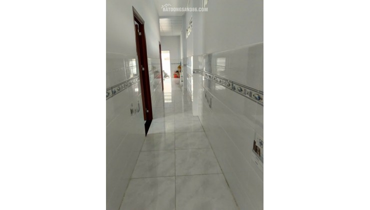CHÍNH CHỦ Cần Bán Nhà Mặt Tiền Đường ĐT. 826C, Xã Long Hựu Đông, Cần Đước, Long An