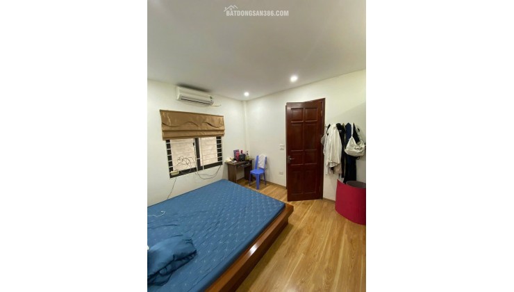 BÁN NHÀ BẰNG LIỆT- HOÀNG MAI, 40 M2, 5 TẦNG, MẶT TIÊN 4 M, GIÁ 10,6 TỶ.
