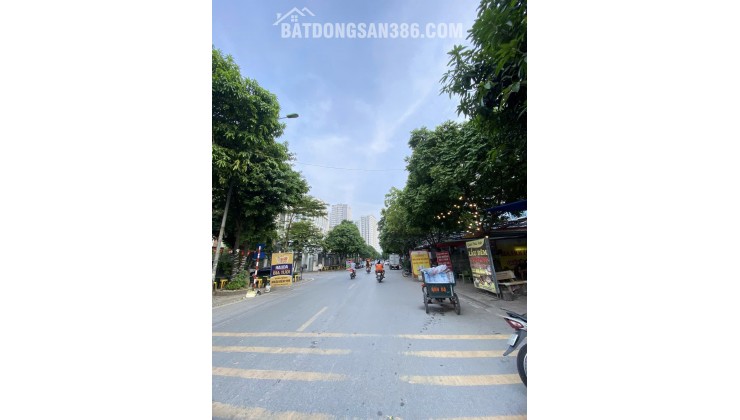 BÁN NHÀ BẰNG LIỆT- HOÀNG MAI, 40 M2, 5 TẦNG, MẶT TIÊN 4 M, GIÁ 10,6 TỶ.