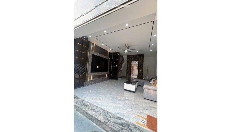 *CHÍNH CHỦ* BÁN NHÀ RIÊNG DOÃN KẾ THIỆN/ MAI DỊCH- DT 38M2, 6 TẦNG, MT 4.5m- NGÕ TO Ô TÔ QUA