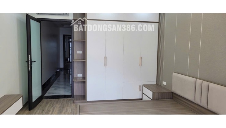 Bán nhà 60m² 5 tầng thang máy mặt ngõ Nguyễn Sơn, Long Biên – gần Nguyễn Văn Cừ – giá 12.9 tỷ