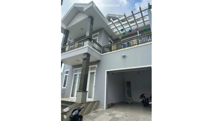  Bán gấp Biệt thự Long Hải – Vũng Tàu, trung tâm thị trấn -  Giá bán 10,5 tỷ, còn thương lượng