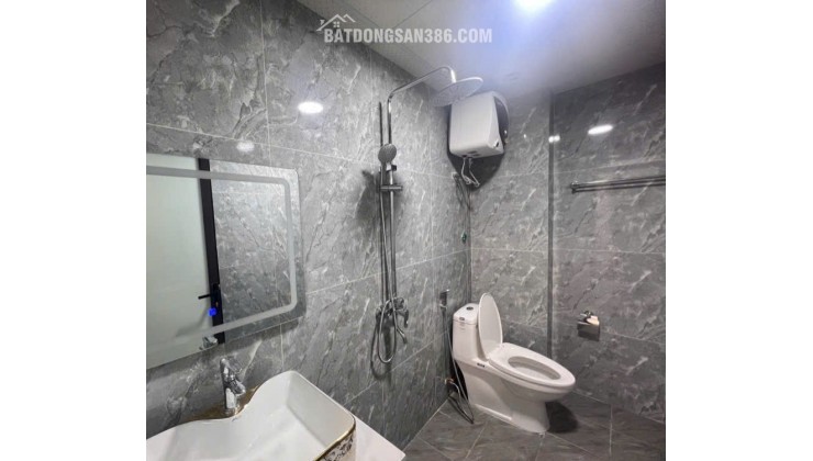 SIÊU HÓT - BÁN NHÀ TRUNG TÂM THẠCH BÀN- 30M², MT 4.5 M - 5 tầng – CHỈ 6.X TỶ,  Ô TÔ TRÁNH