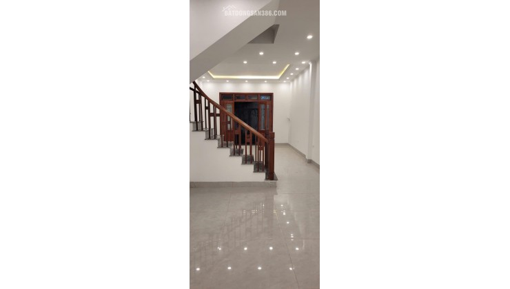 Bán nhà Phúc Lợi 72m2 xây mới 4 tầng – ở ngay – 4 ngủ- Sân riêng để 5 xe máy