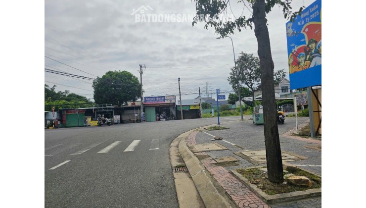 ĐẤT  ĐẸP – GIÁ TỐT  – Cần Bán nhanh lô đất đẹp tiềm năng lớn tại phường Long Hương, TP Hồ Chí Minh.