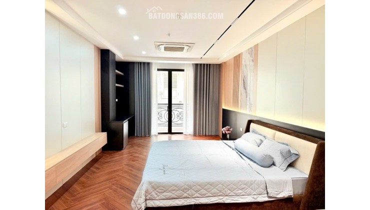 Siêu phẩm nhà 5 tầng gara ô tô, KD phố Đông Ngạc, Bắc Từ Liêm 46m2 giá 12.6 tỷ