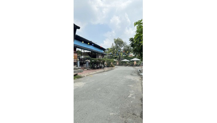 Đất Mặt Tiền KDC Bình Chánh View Sông Hồ - Sát Quận 8 - Đang Có Dòng Tiền Cho Thuê - Ngang Khủng 24M - 465M2 - 50 tỷ