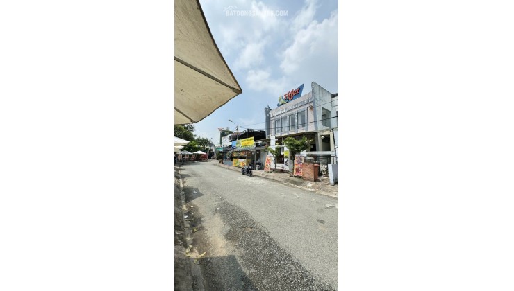 Đất Mặt Tiền KDC Bình Chánh View Sông Hồ - Sát Quận 8 - Đang Có Dòng Tiền Cho Thuê - Ngang Khủng 24M - 465M2 - 50 tỷ